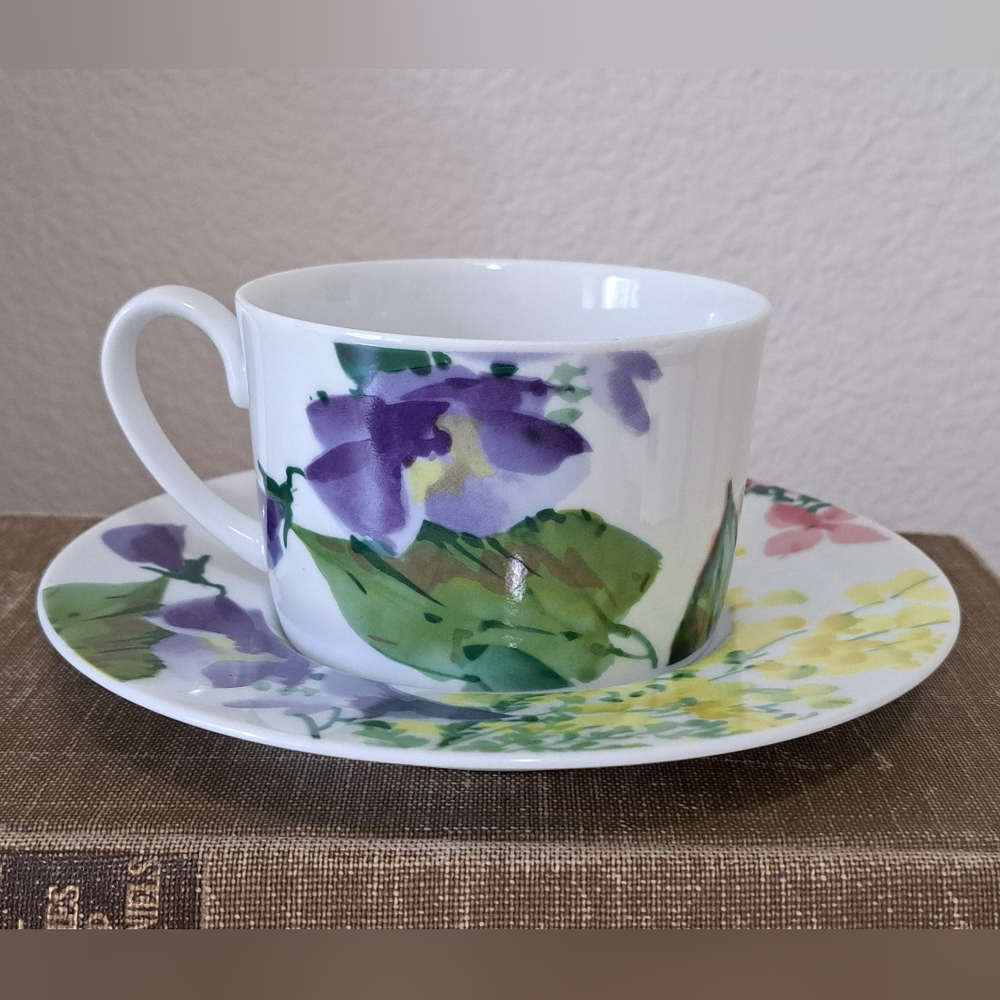 Savoir Vivre Meadow Splendor Mug + Saucer